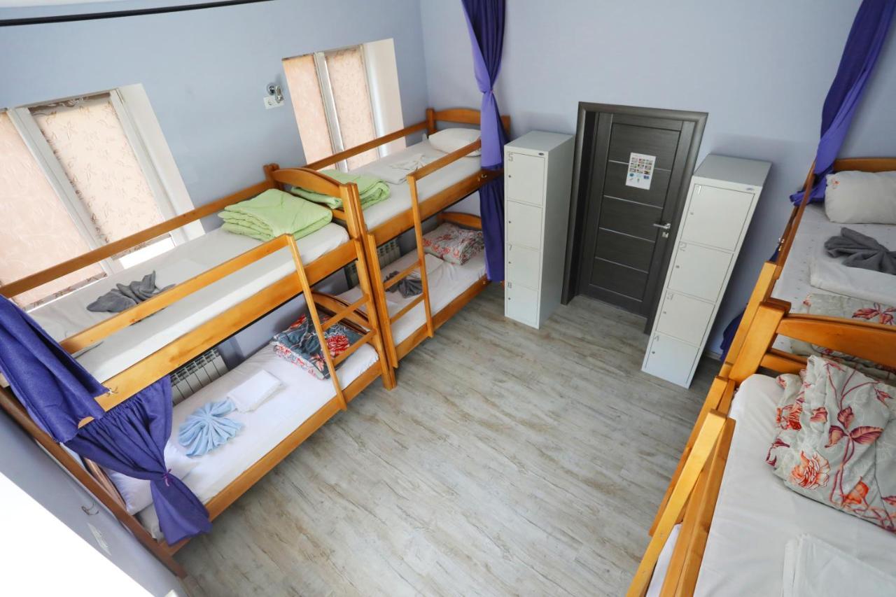 Light Life Hostel كييف المظهر الخارجي الصورة